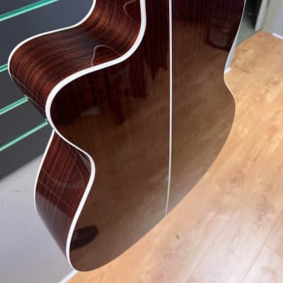 Sigma OMTC-1E-SB Polished Gloss Sunburst 2022 Electro-Acoustic Guitar image 9