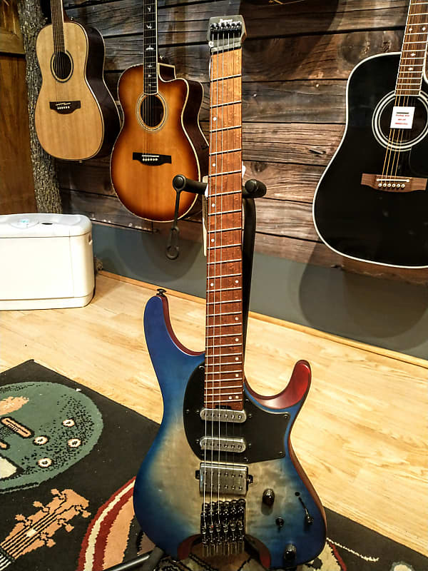ギター Ibanez QX54QM Amazon.com: Ibanez QX54QM Q Standard Headless Electric