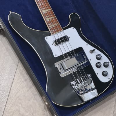 Reverb rickenbacker bass discount