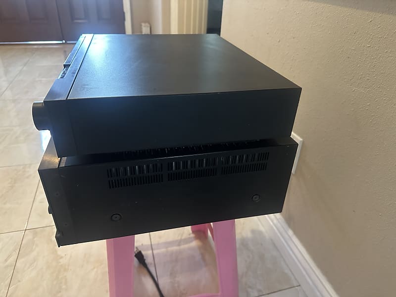 Yamaha M-60 amplifier&amp; C-60 Preamp  			