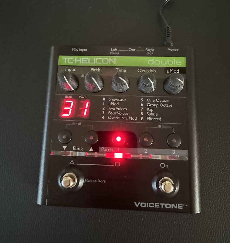 美品　ボーカルエフェクターTC-HELICON Voicetone double TC-Helicon VoiceTone Double Vocal Pedal | zZounds