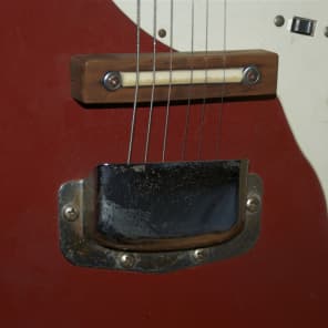Airline, Peavy Bobcat 2 Pickup Electric,Classic 20 Tube Amp Early to Mid 60's, Modern Amp Red Guitar, Tweed Amp image 4