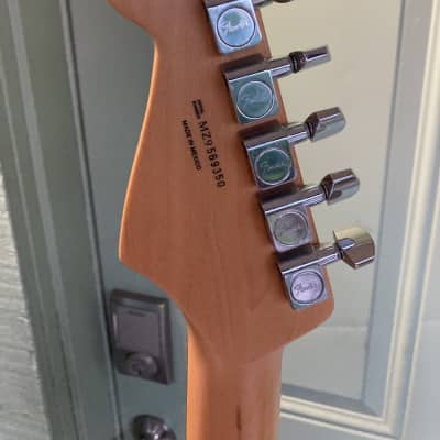 Fender Standard Stratocaster with Rosewood Fretboard 2009 electric guitar  - Brown Sunburst image 7