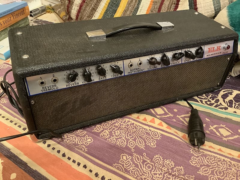 パリコレクション Fender ELK製 Japan ベース用コンボ（新生