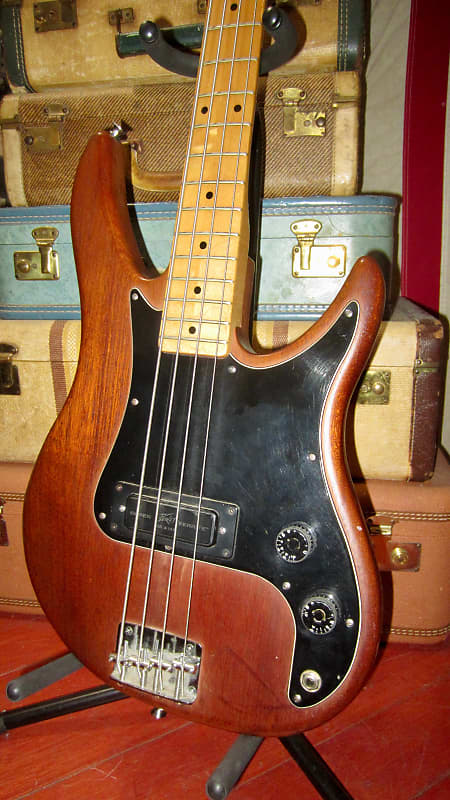 Vintage 1983 Peavey Patriot Bass Made in USA w/ Gig Bag image 1