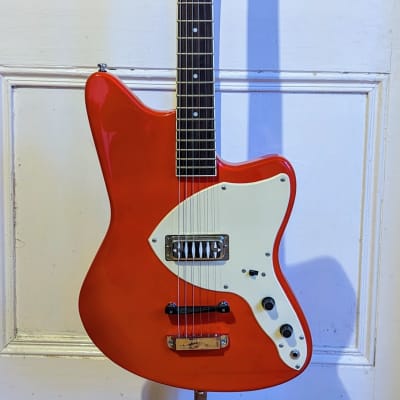 Eastwood Airline Bobkat w/Gigbag - Candy Red Rare! for sale