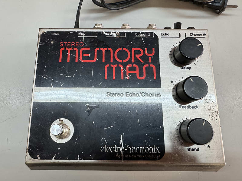 Electro-Harmonix Stereo Echo Chorus Memory Man 1981 - Silver