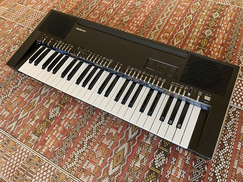 レア品　Technics SX-K200 シンセサイザー Technics SX-K200 (EMM Nov 82)