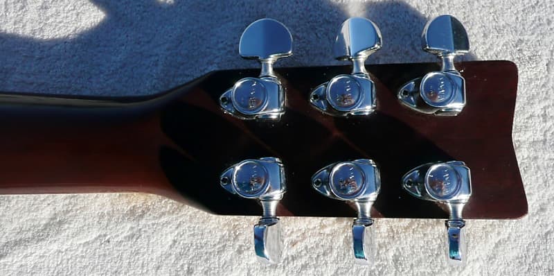 Vintage 70's Yamaha FG-201 Acoustic Guitar - Made in Japan