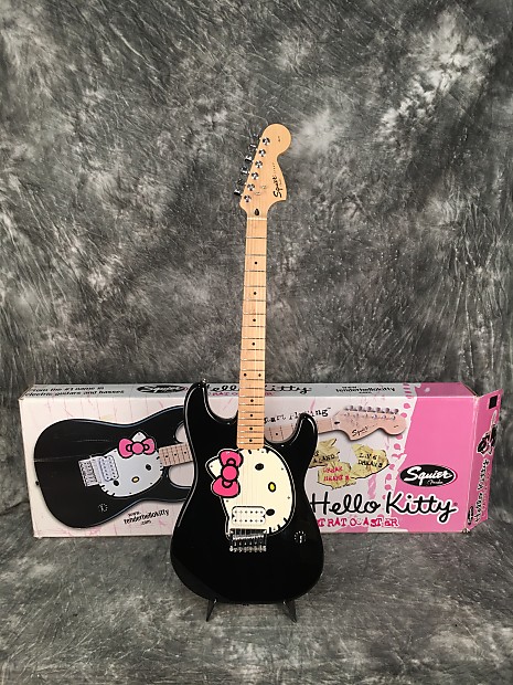 Hello kitty outlet guitar black