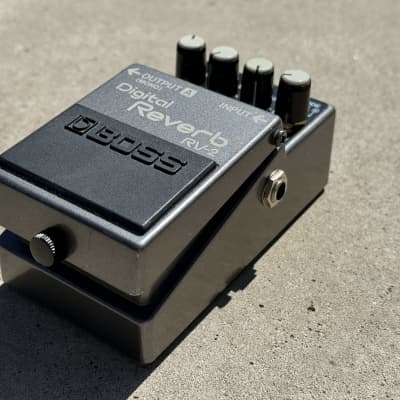 Boss RV-2 Digital Reverb | Reverb Canada