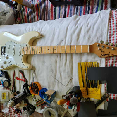 Legend Stratocaster style 1994 - white image 16