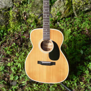 Morris F-20 OOO size guitar, Terada Gakki + Hard Case 1970's