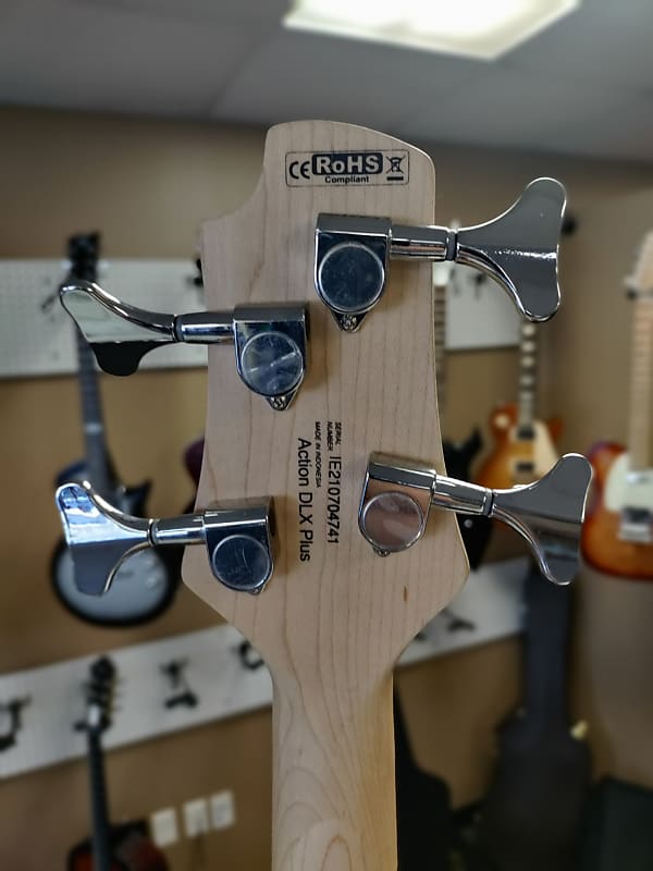 Cort ACTION-DLX-PLUS-CRS Action Bass 2022 Cherry Red Cort ACTION-DLX-PLUS-CRS Action Bass 2022 Cherry Red