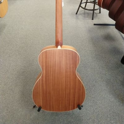 New Larrivee OM-40 Acoustic Guitar, Mahogany Back and Sides, Natural with Hardshell Case image 5