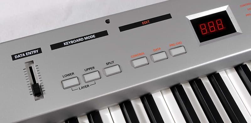 Roland A-37 MIDIキーボードコントローラー Roland A-37 MIDIキーボードコントローラー Roland A-37 MIDI Keyboard