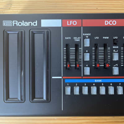 Roland JU-06 Boutique Series Digital Synthesizer Sound Module 2015 - Present - Black image 2