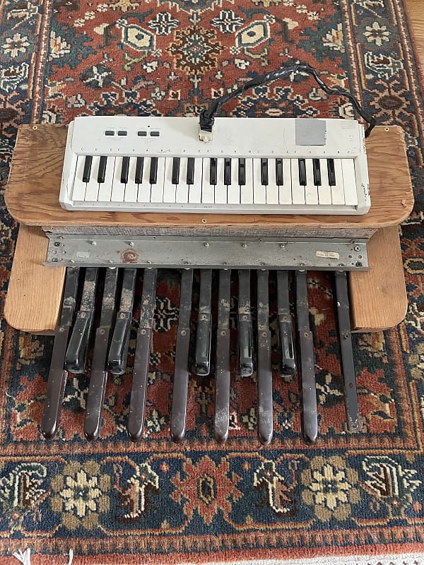 DIY Organ Pedal Controller w/ Proteus 2000 Reverb