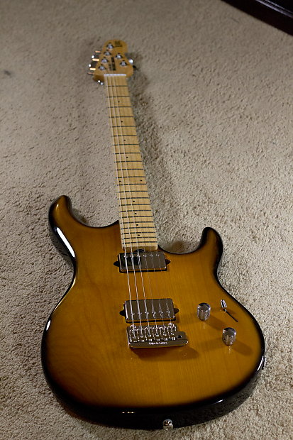 Ernie Ball Music Man Luke III PDN - Vintage Tobacco Burst