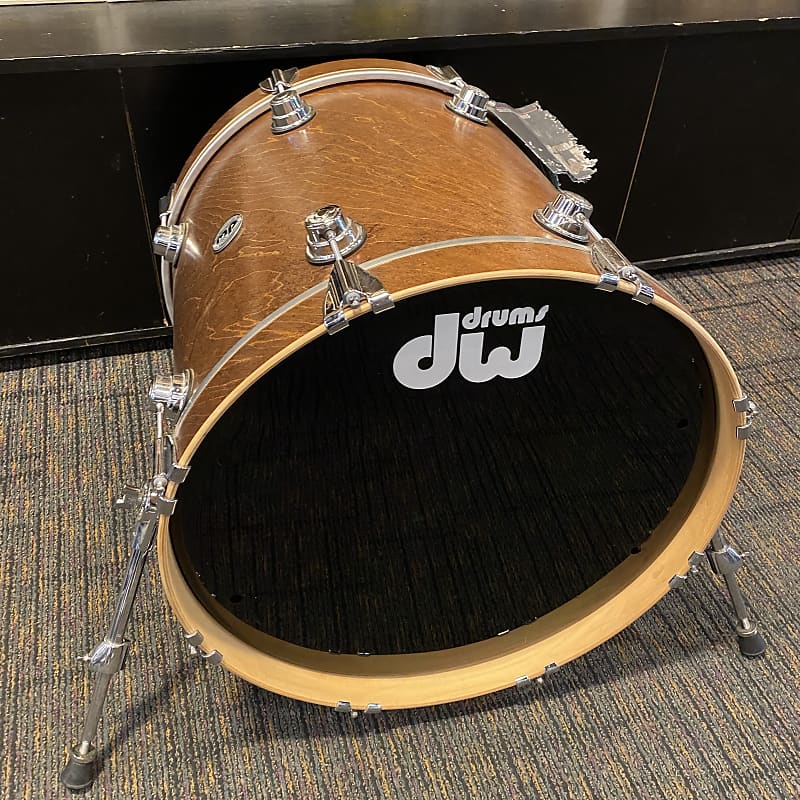 DW 20 x 18 Collectors Series X Shell Bass Drum