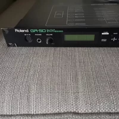 Roland GR-50 Guitar Synthesizer Module Effect Unit Rackmount