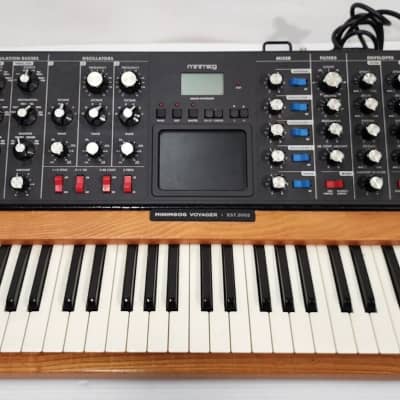 Moog Minimoog Voyager Performer Edition Analog Keyboard Synthesizer