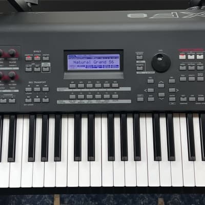 Yamaha MOXF8 Production Synthesizer 2013 - Present - Gray