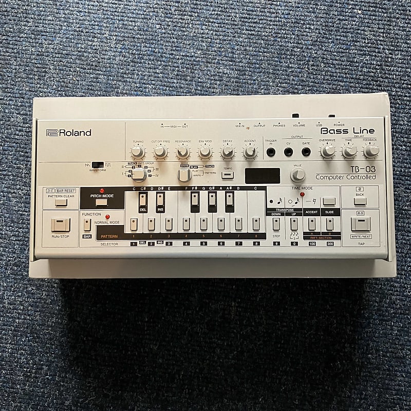 Roland TB-03 Boutique Series Synthesizer Module Bass Line
