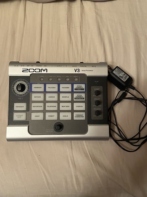 Zoom V3 Vocal Effects Processor Reverb