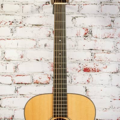 Collings 001 14-Fret Acoustic Guitar, Natural w/ Original Case x1106 (USED) image 3