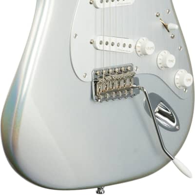 Fender H.E.R. Stratocaster Electric Guitar (with Gig Bag), Chrome Glow image 4