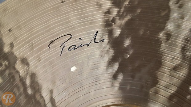 Paiste 20" Signature Traditionals Light Ride Cymbal image 6
