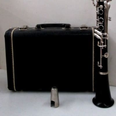 Selmer Bundy Resonite Soprano Clarinet with Case, USA. image 2