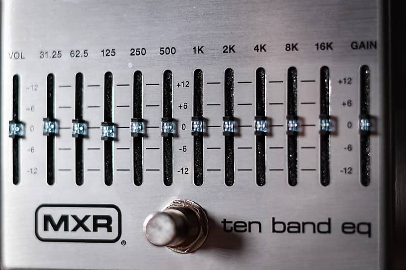 ベース MXR M108S 10 Band Graphic EQ Amazon.com: MXR M108S Ten Band EQ Dual Output True Bypass