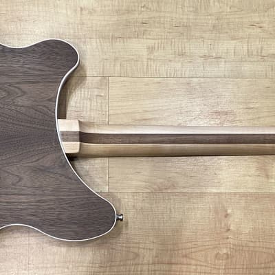 Rickenbacker 360W 21-Fret Electric Guitar Walnut (Natural Brown) image 3