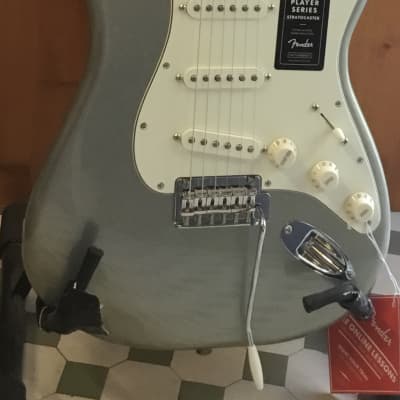 Fender Player Stratocaster PF Silver image 1