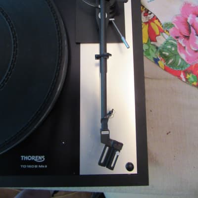 Thorens TD160B turntable with Magnepan Unitrac tone arm in excellent condition image 2