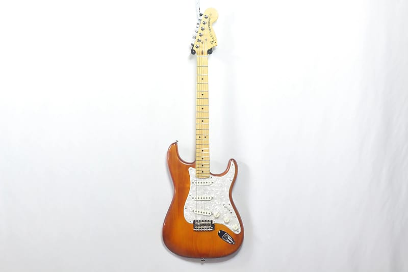 Fender USA Nitro Satin Series Stratocaster Honeyburst image 1
