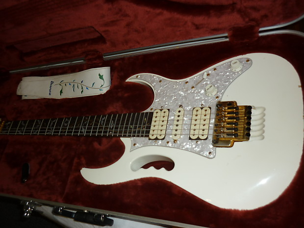 Ibanez Jem7 V WH ジャンク Ibanez Jem7 V WH ジャンク