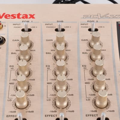 Vestax PCV-275 DJ Mixer Professional Mixing Controller Used Vestax PCV-275 DJ Mixer Professional Mixing Controller Used