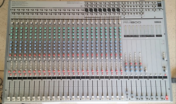YAMAHA RM-800 16 channel Recording Mixer. - DJ Mixers