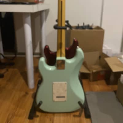 Squier Vintage Modified Surf Stratocaster 2012 - 2018 - Surf Green image 3