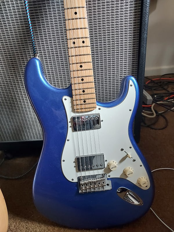 最安値級価格 Fender USA American Standard Stratcaster エレキギター