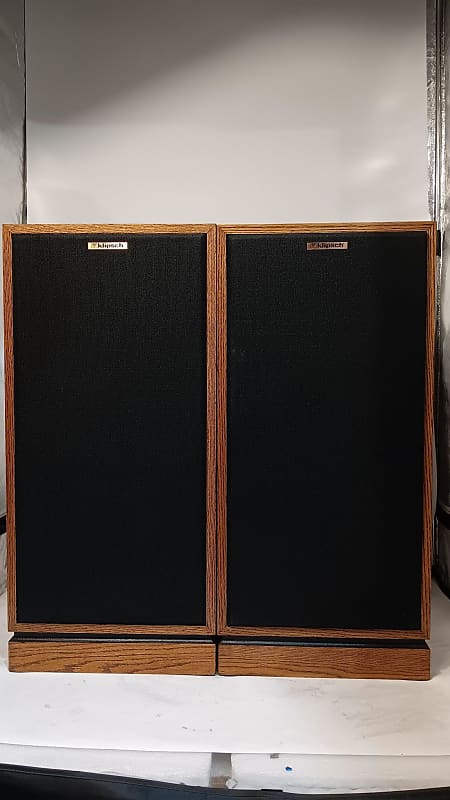 EXCELLENT KLIPSCH FORTE II FLOORSTANDING SPEAKERS – CLASSIC AMERICAN HI-FI ICONS – 1-YEAR WARRANTY