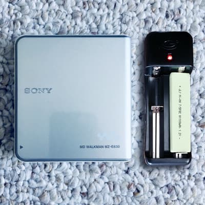 Sony MZ-E630 Walkman MiniDisc Player, Near Mint Silver !! Working 