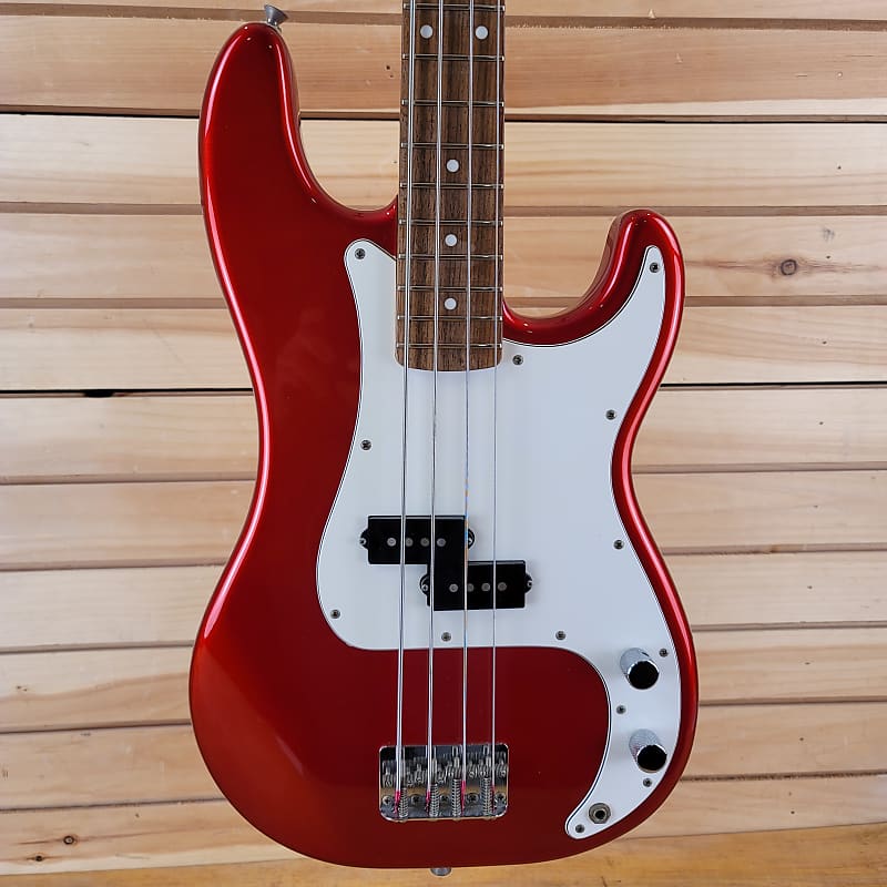 Cool Z P-Bass with Gig Bag - Medium Scale - Made in Japan Cool Z P-Bass with Gig Bag - Medium Scale - Made in Japan