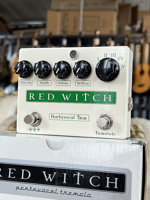 Red Witch Pentavocal Trem