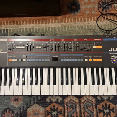 Roland Juno-106 61-Key Programmable Polyphonic Synthesizer 1984 - 1985 - Black