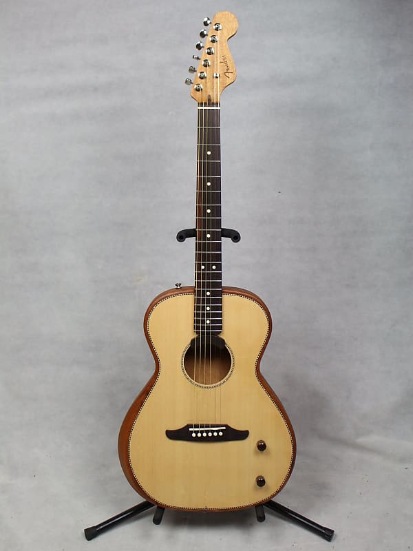 Fender Highway Series Natural Parlor w/ Gig Bag