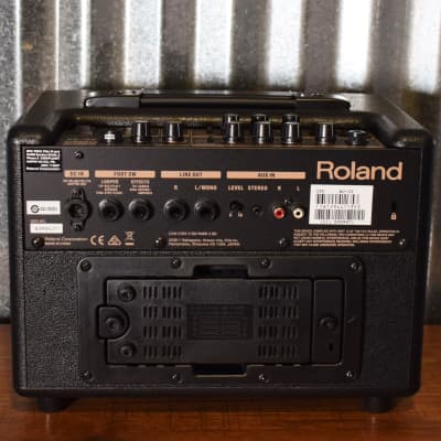 Roland AC-33 30 Watt 2x5' Chorus Acoustic Guitar Amplifier image 4